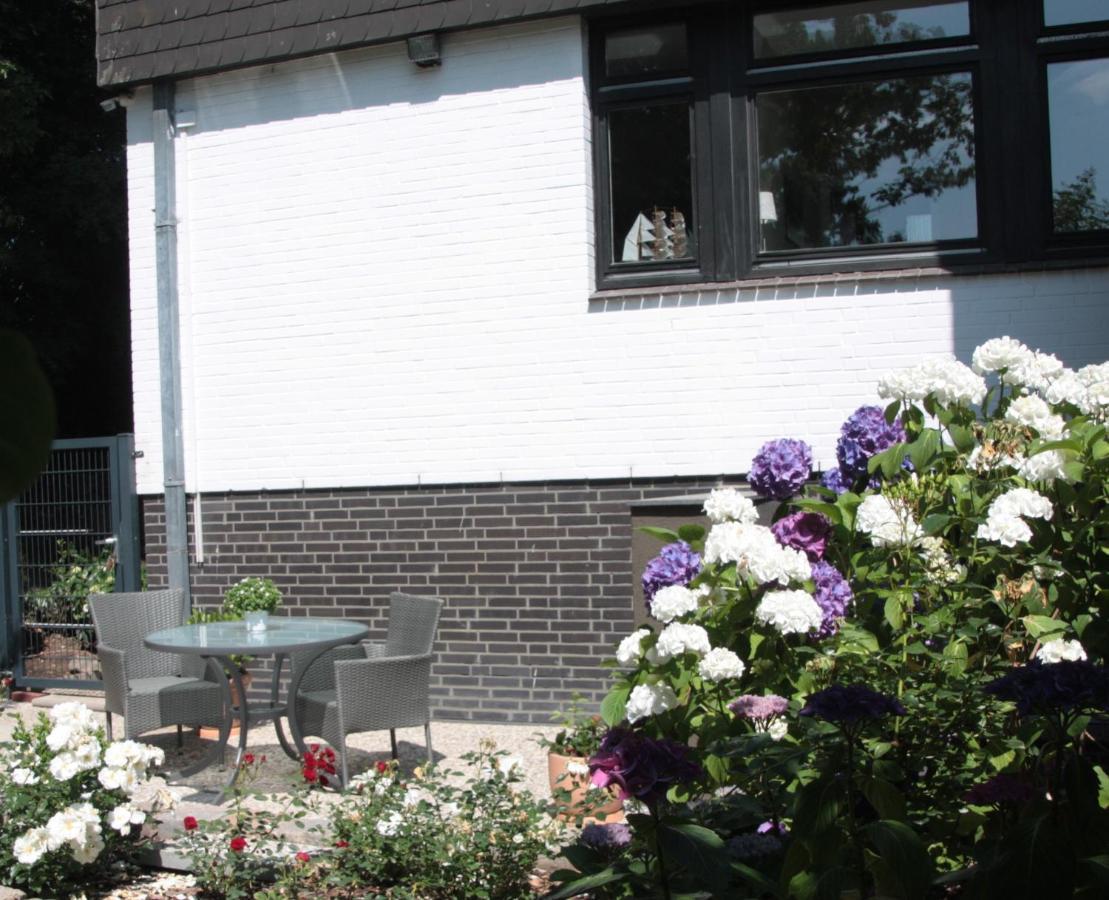 Gaestehaus Am Brockeswald Cuxhaven Exterior photo